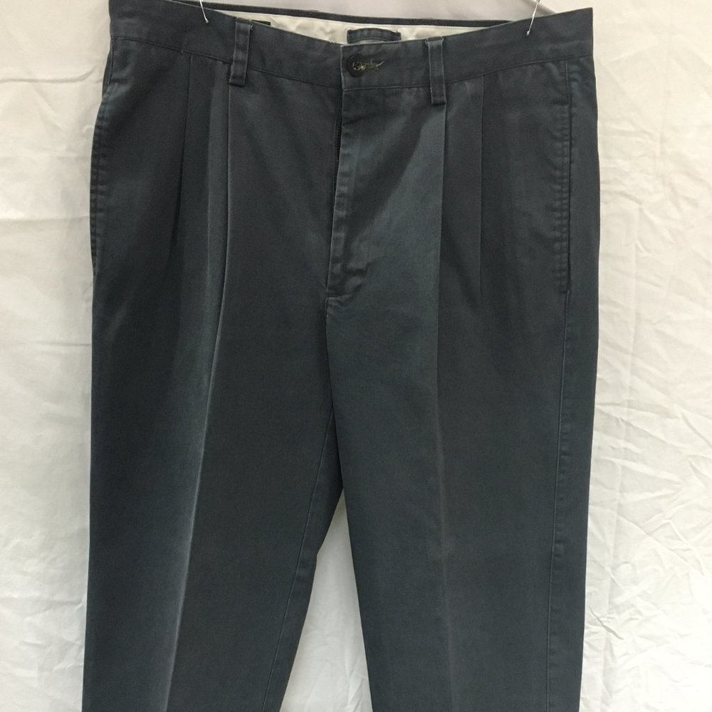 Orvis Pleated Pants